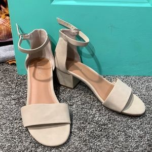 Tan Serra Sandals